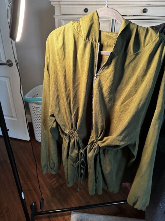 SHEIN Jackets & Blazers - Olive Green Lightweight Zip Jacket